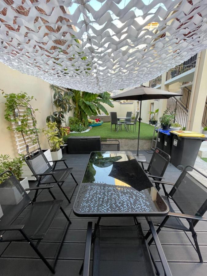 Agreable Appartement Dans Une Maison Saint-Denis  Bagian luar foto