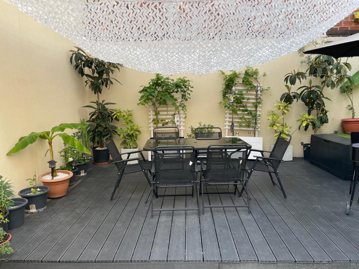 Agreable Appartement Dans Une Maison Saint-Denis  Bagian luar foto