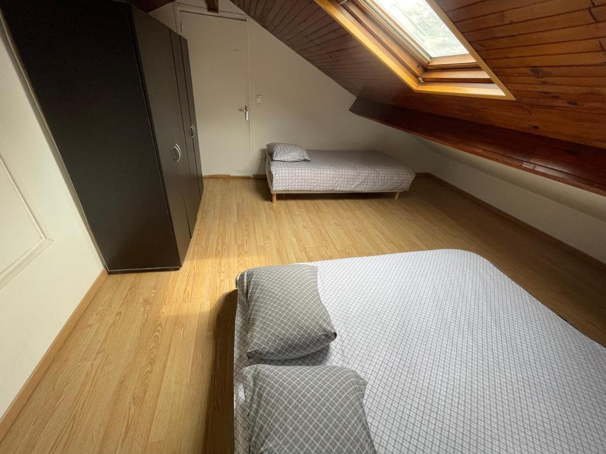 Agreable Appartement Dans Une Maison Saint-Denis  Bagian luar foto